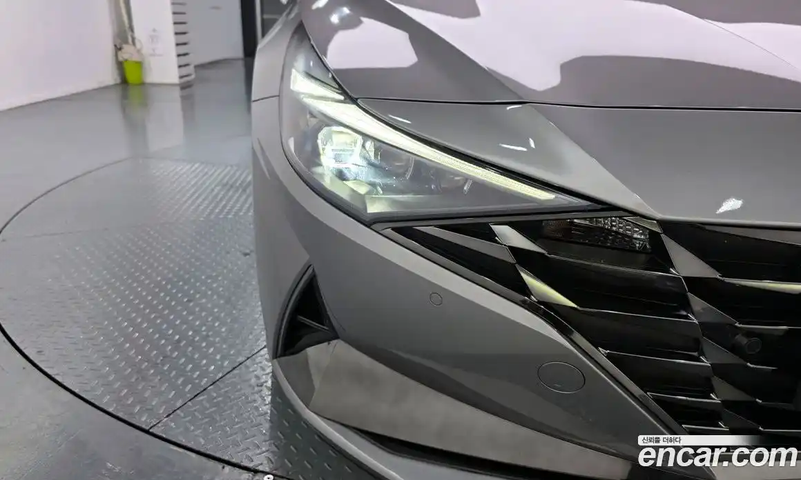Hyundai Avante 2022 1.6 автомат (гидро), фото 8