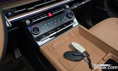 Hyundai Santa Fe 2023 1.6 автомат (гидро), миниатюра 11