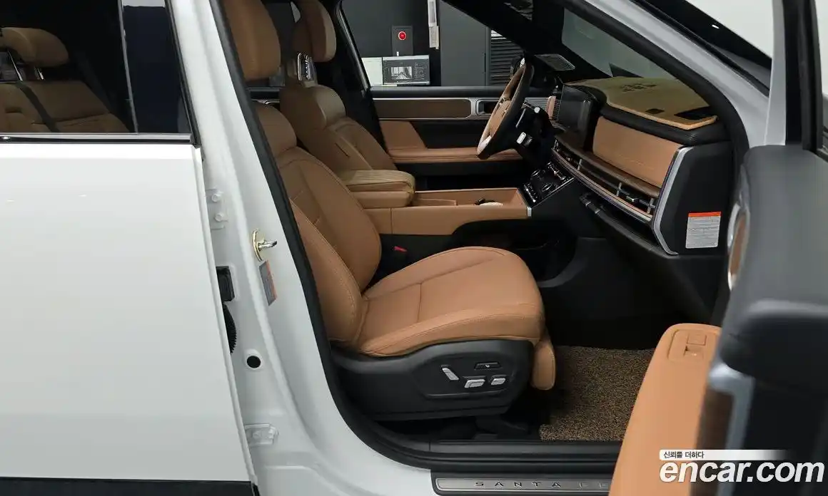 Hyundai Santa Fe 2023 1.6 автомат (гидро), фото 16
