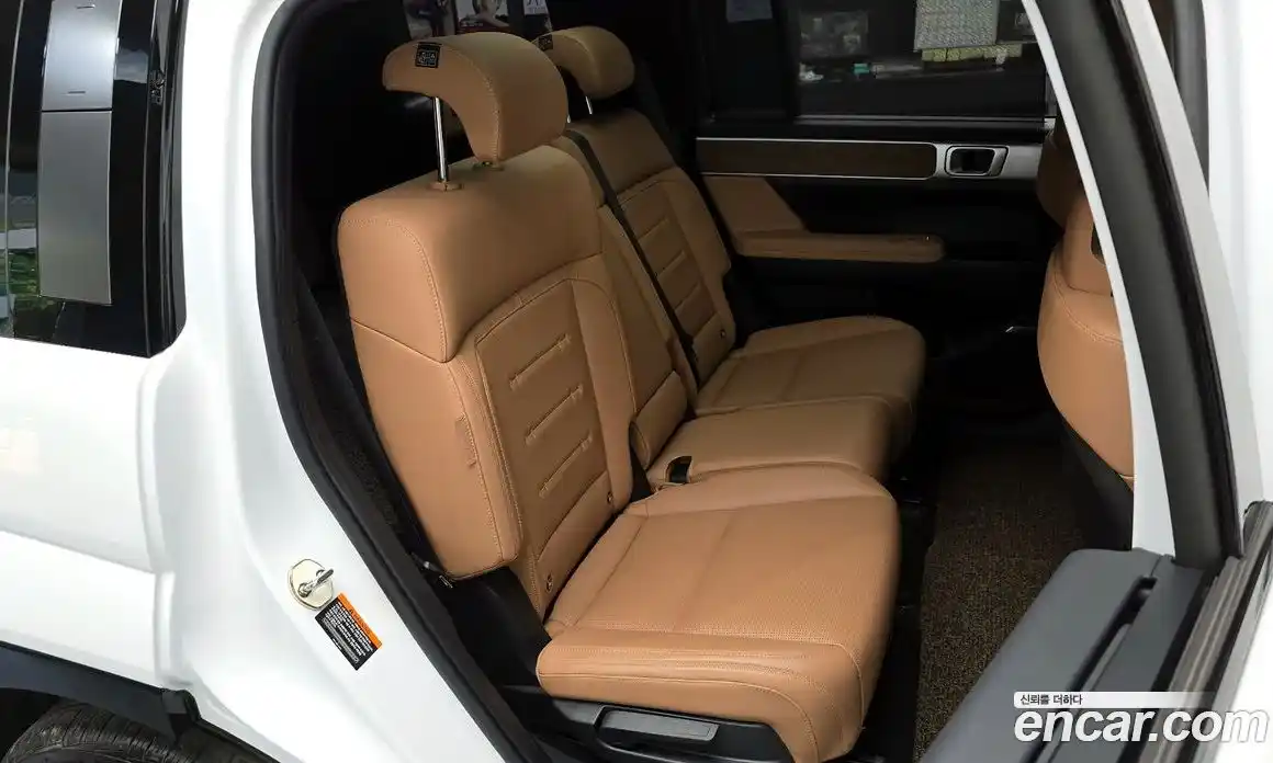 Hyundai Santa Fe 2023 1.6 автомат (гидро), фото 17