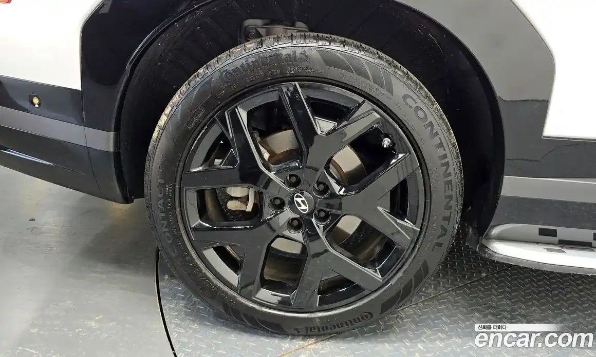 Hyundai Santa Fe 2023 1.6 автомат (гидро), фото 26