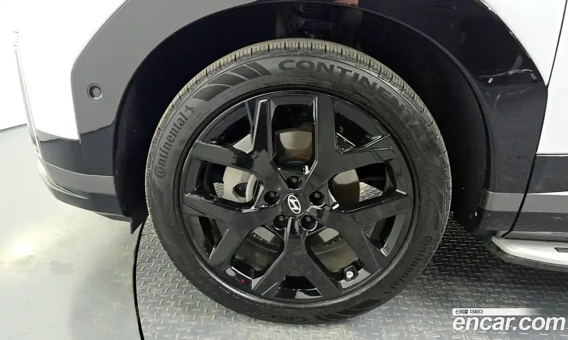Hyundai Santa Fe 2023 1.6 автомат (гидро), фото 4