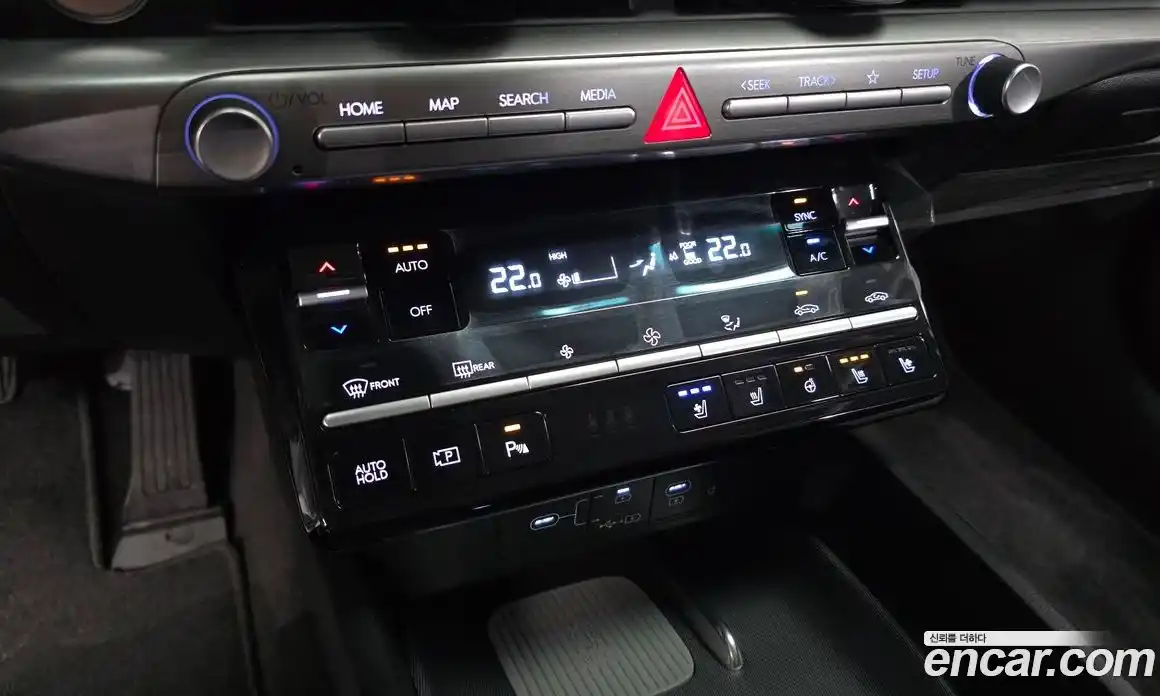 Hyundai Grandeur 2023 2.5 автомат (гидро), фото 17
