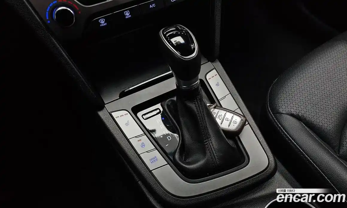 Hyundai Avante 2016 1.6 автомат (гидро), фото 12