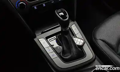 Hyundai Avante 2016 1.6 автомат (гидро), миниатюра 12