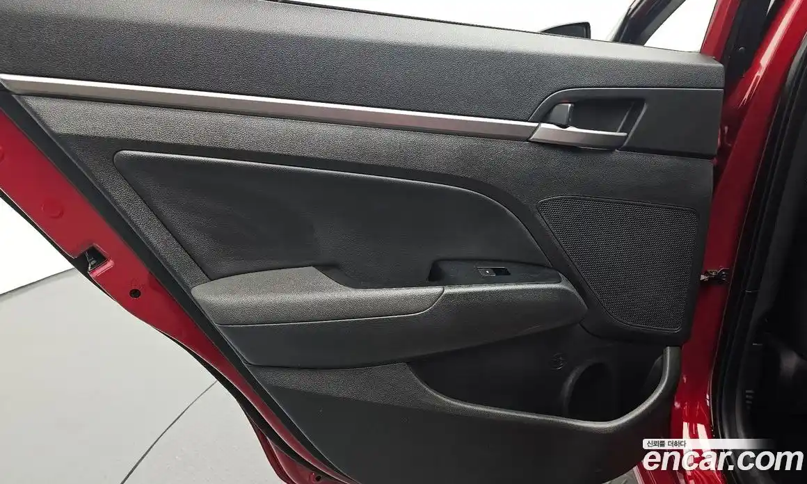 Hyundai Avante 2016 1.6 автомат (гидро), фото 15