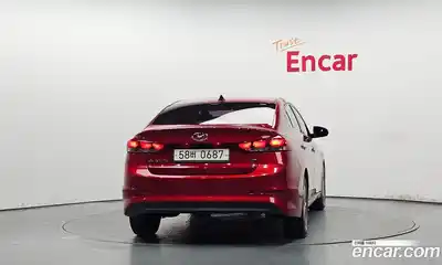 Hyundai Avante 2016 1.6 автомат (гидро), миниатюра 4