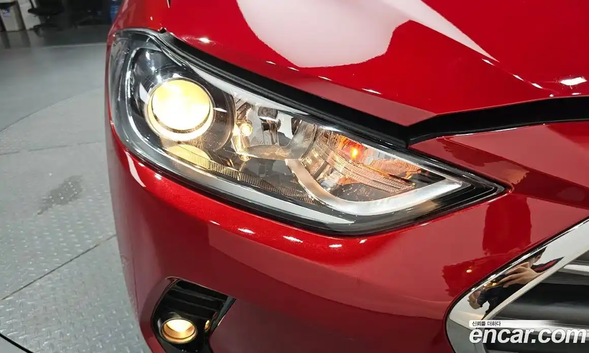 Hyundai Avante 2016 1.6 автомат (гидро), фото 8
