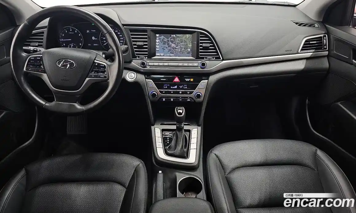 Hyundai Avante 2016 1.6 автомат (гидро), фото 10