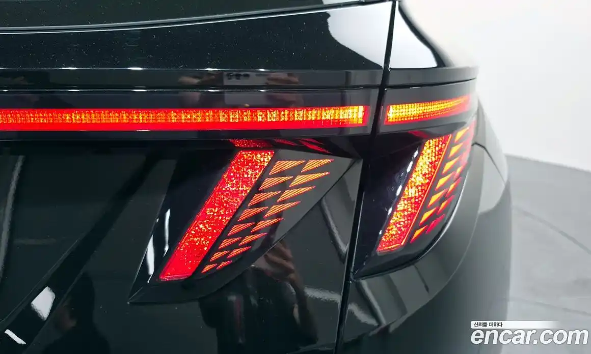 Hyundai Tucson 2023 1.6 автомат (гидро), фото 9