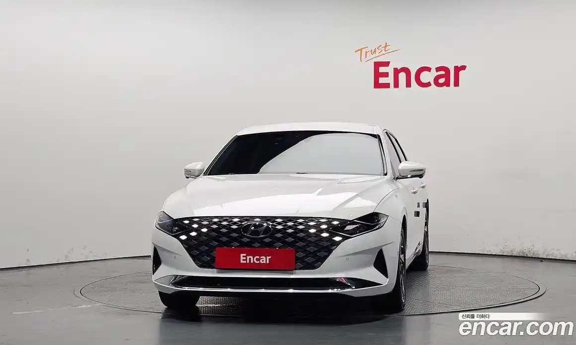 Hyundai Grandeur 2020 2.4 автомат (гидро), фото 3