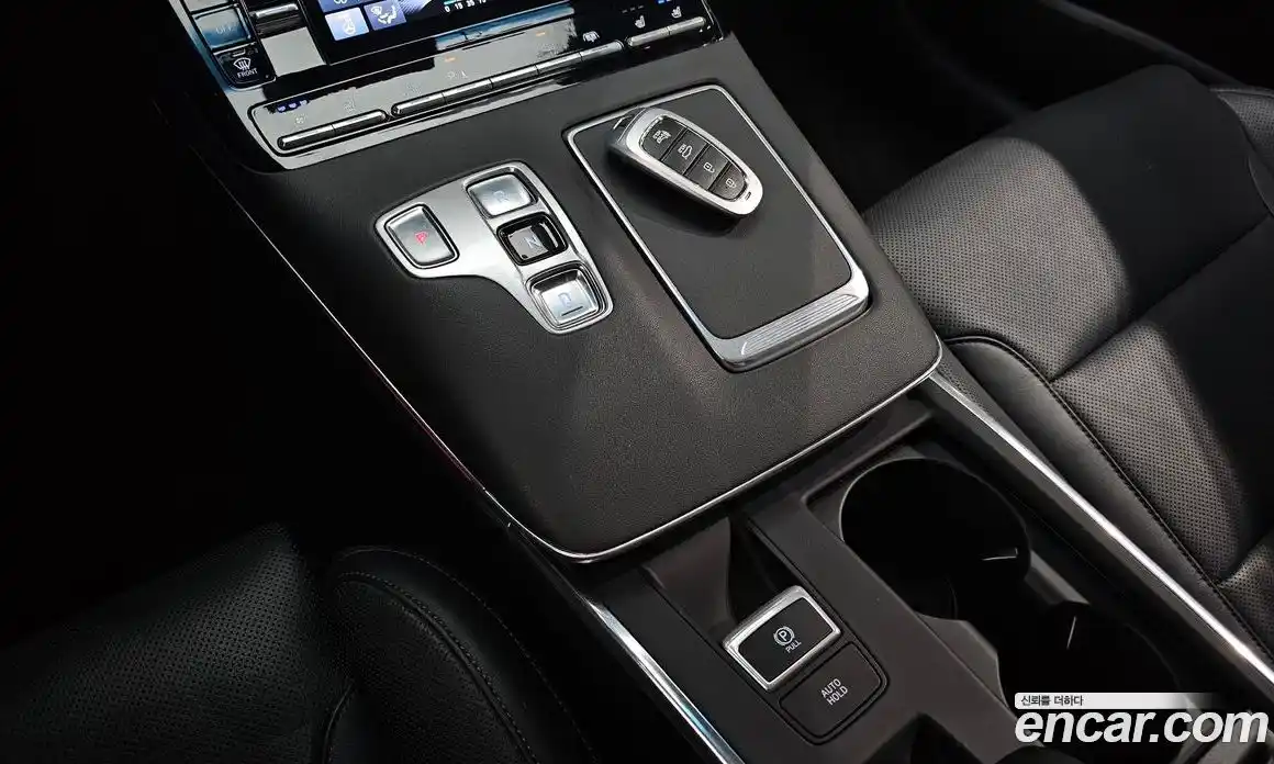 Hyundai Grandeur 2020 2.4 автомат (гидро), фото 9