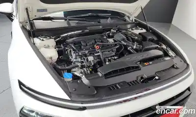 Hyundai Sonata 2023 1.6 автомат (гидро), миниатюра 6
