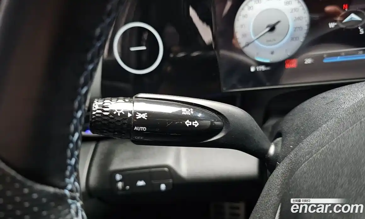 Hyundai Avante 2023 2.0 автомат (гидро), фото 29