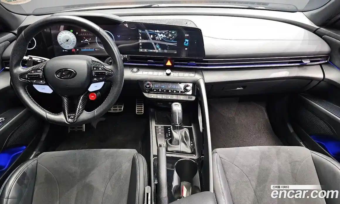 Hyundai Avante 2023 2.0 автомат (гидро), фото 10