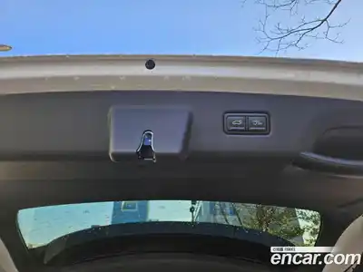 Kia Carnival 2024 1.6 автомат (гидро), миниатюра 11