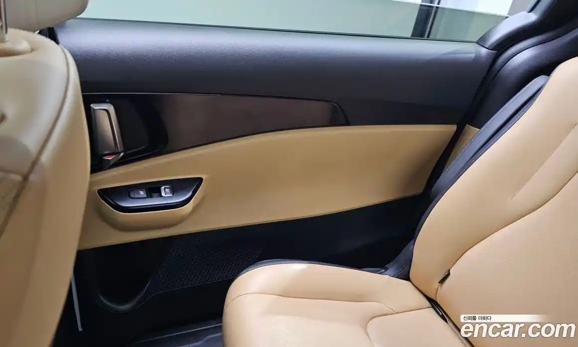 Kia Carnival 2022 2.2 автомат (гидро), фото 15