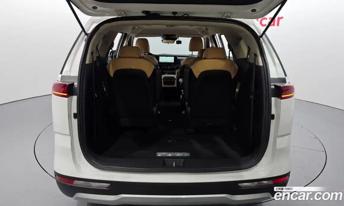 Kia Carnival 2022 2.2 автомат (гидро), фото 22