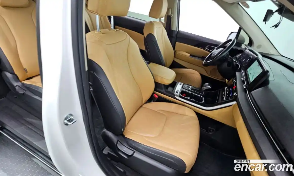 Kia Carnival 2022 2.2 автомат (гидро), фото 24