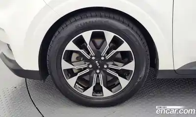Kia Carnival 2022 2.2 автомат (гидро), миниатюра 5
