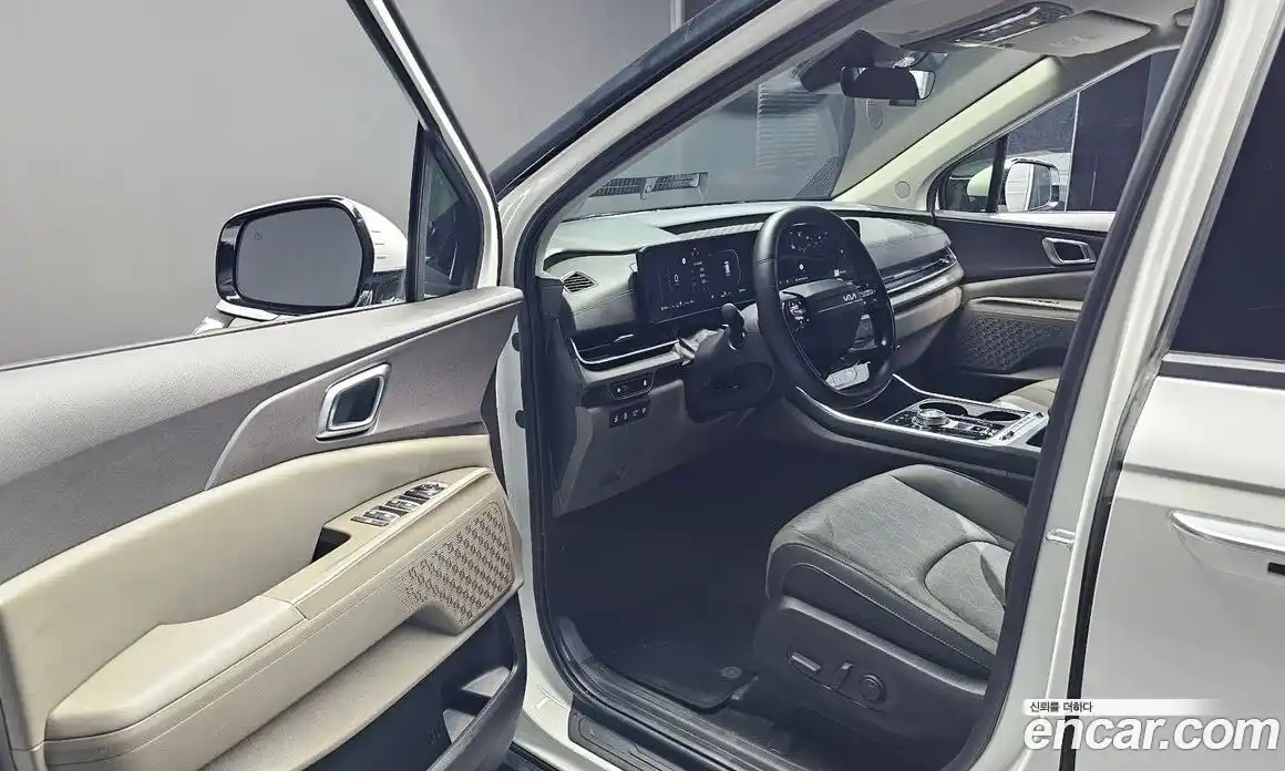 Kia Carnival 2024 1.6 автомат (гидро), фото 13