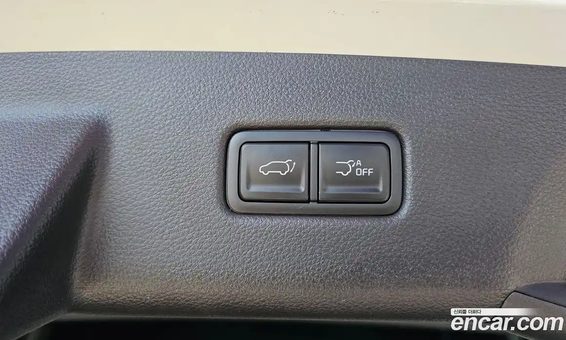 Kia Carnival 2024 1.6 автомат (гидро), фото 22