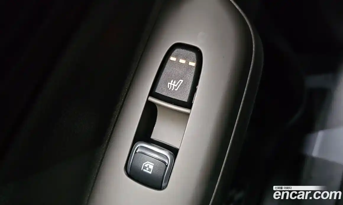 Kia Carnival 2024 1.6 автомат (гидро), фото 25