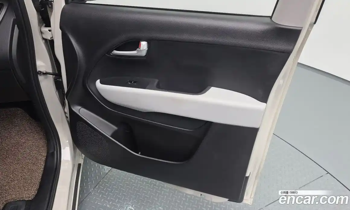 Kia Ray 2025 1.0 автомат (гидро), фото 14
