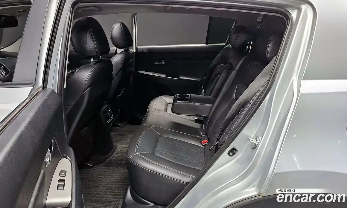 Kia Sportage 2013 2.0 автомат (гидро), фото 17