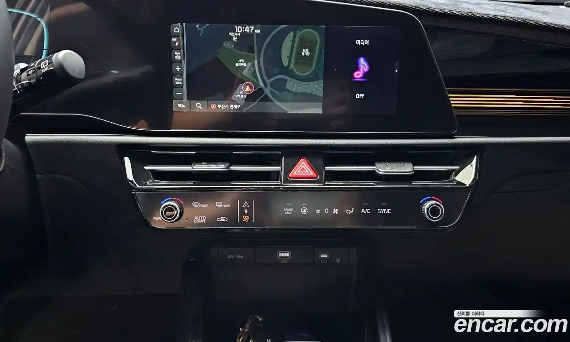 Kia Niro 2022 1.6 автомат (гидро), фото 20
