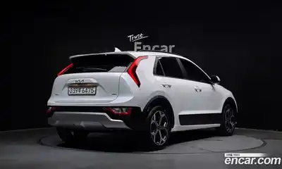 Kia Niro 2022 1.6 автомат (гидро), миниатюра 2