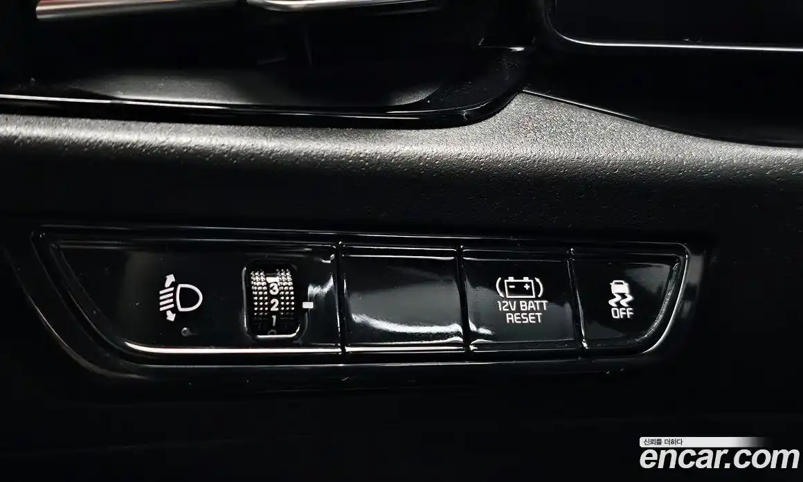 Kia Niro 2022 1.6 автомат (гидро), фото 26