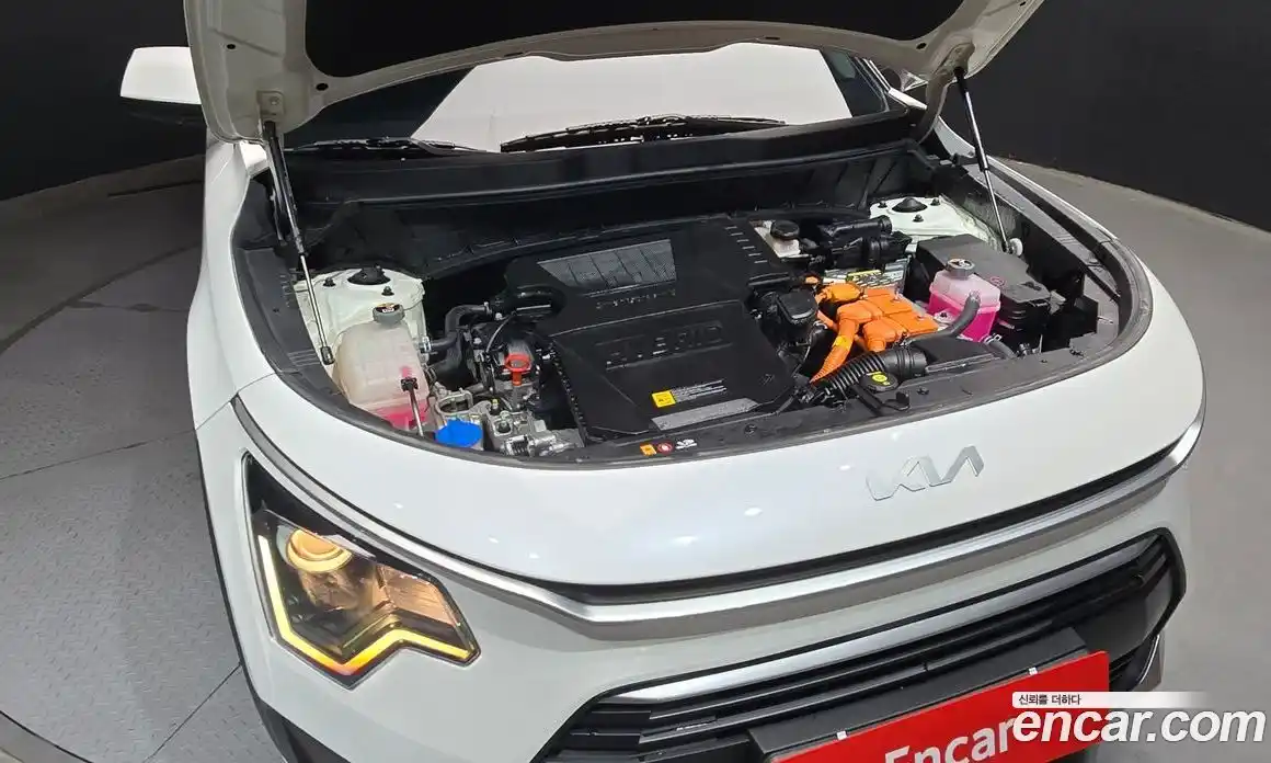 Kia Niro 2022 1.6 автомат (гидро), фото 6