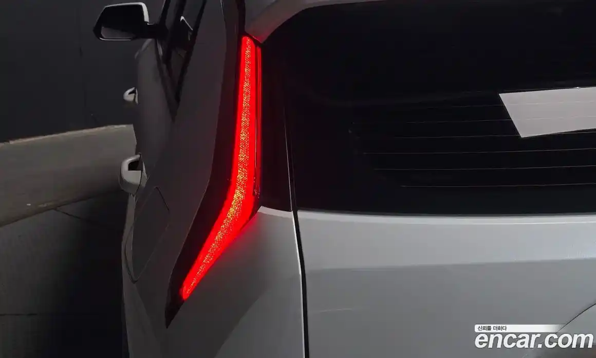 Kia Niro 2022 1.6 автомат (гидро), фото 9