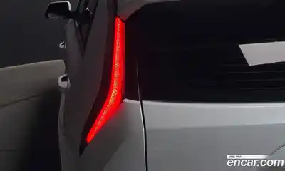 Kia Niro 2022 1.6 автомат (гидро), миниатюра 9
