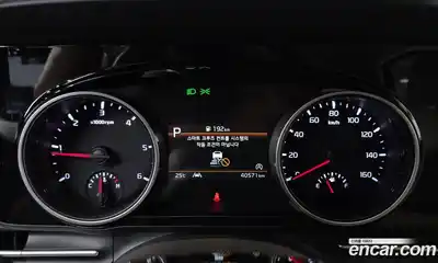 Kia Carnival 2023 2.2 автомат (гидро), миниатюра 11