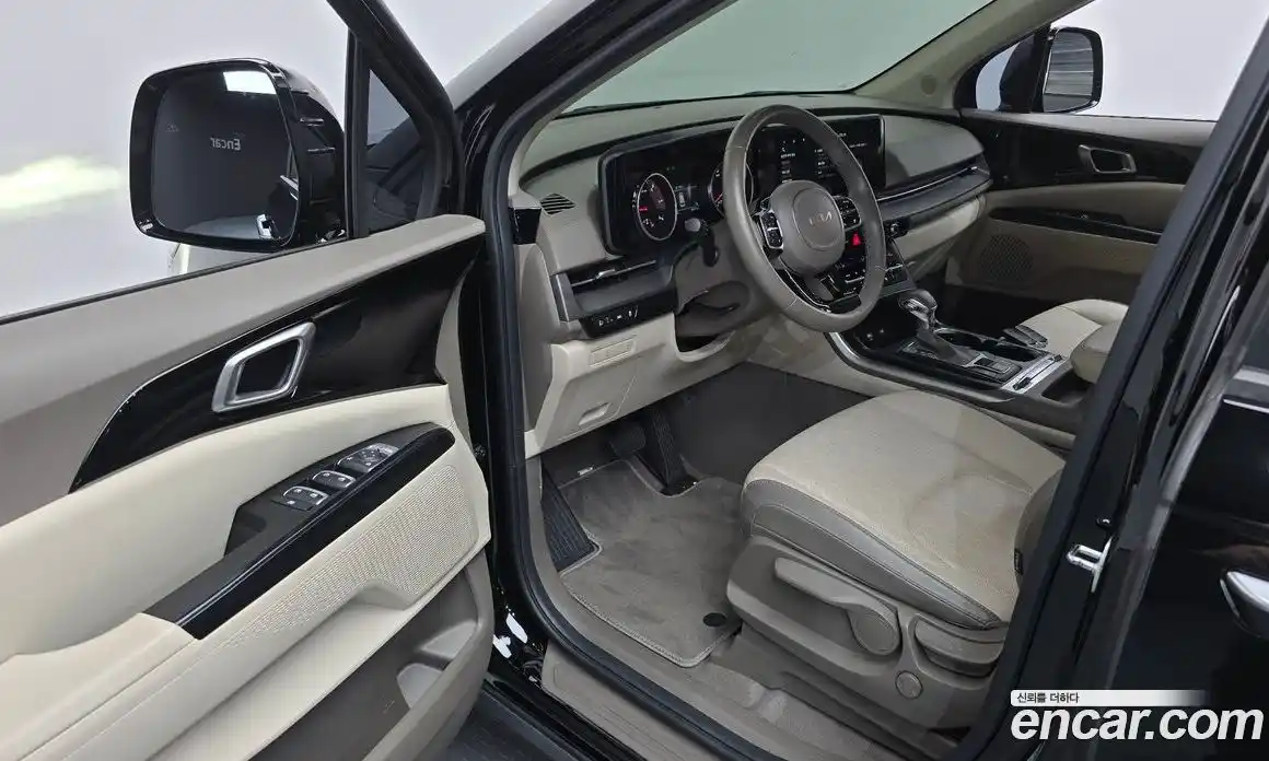 Kia Carnival 2023 2.2 автомат (гидро), фото 13