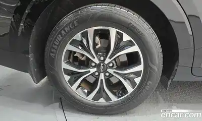 Kia Carnival 2023 2.2 автомат (гидро), миниатюра 5