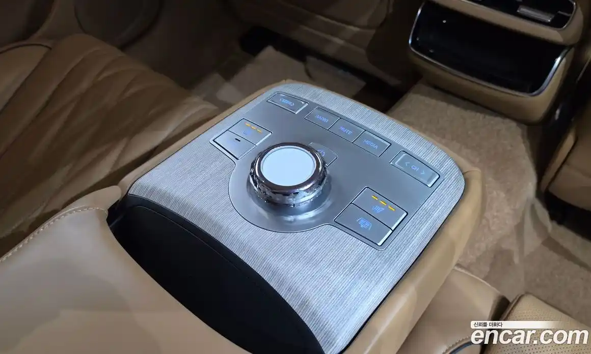 Genesis G80 2026 2.5 автомат (гидро), фото 33