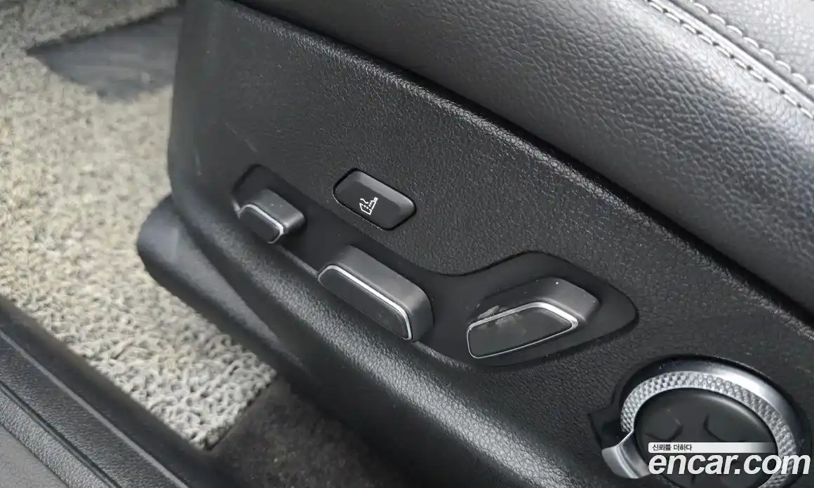 Genesis GV70 2022 0.1 автомат (гидро), фото 27