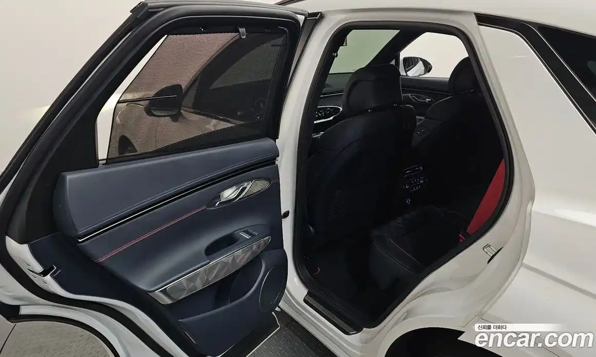 Genesis GV70 2022 2.5 автомат (гидро), фото 18