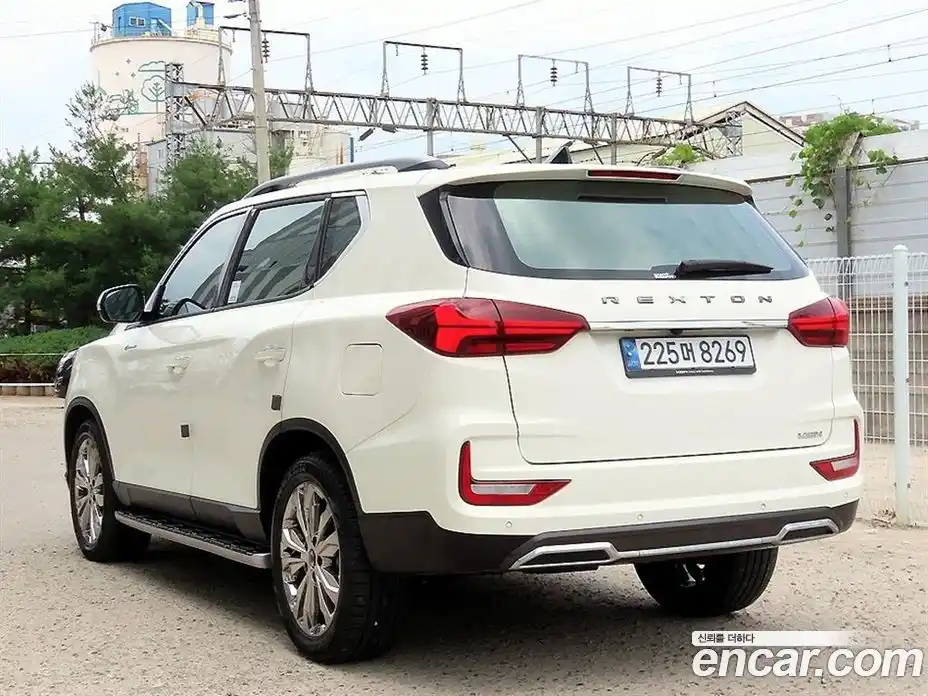 SsangYong Rexton 2024 2.2 автомат (гидро), фото 3
