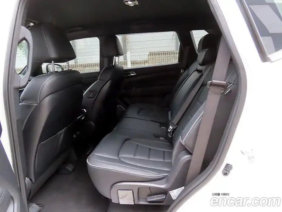 SsangYong Rexton 2024 2.2 автомат (гидро), фото 6