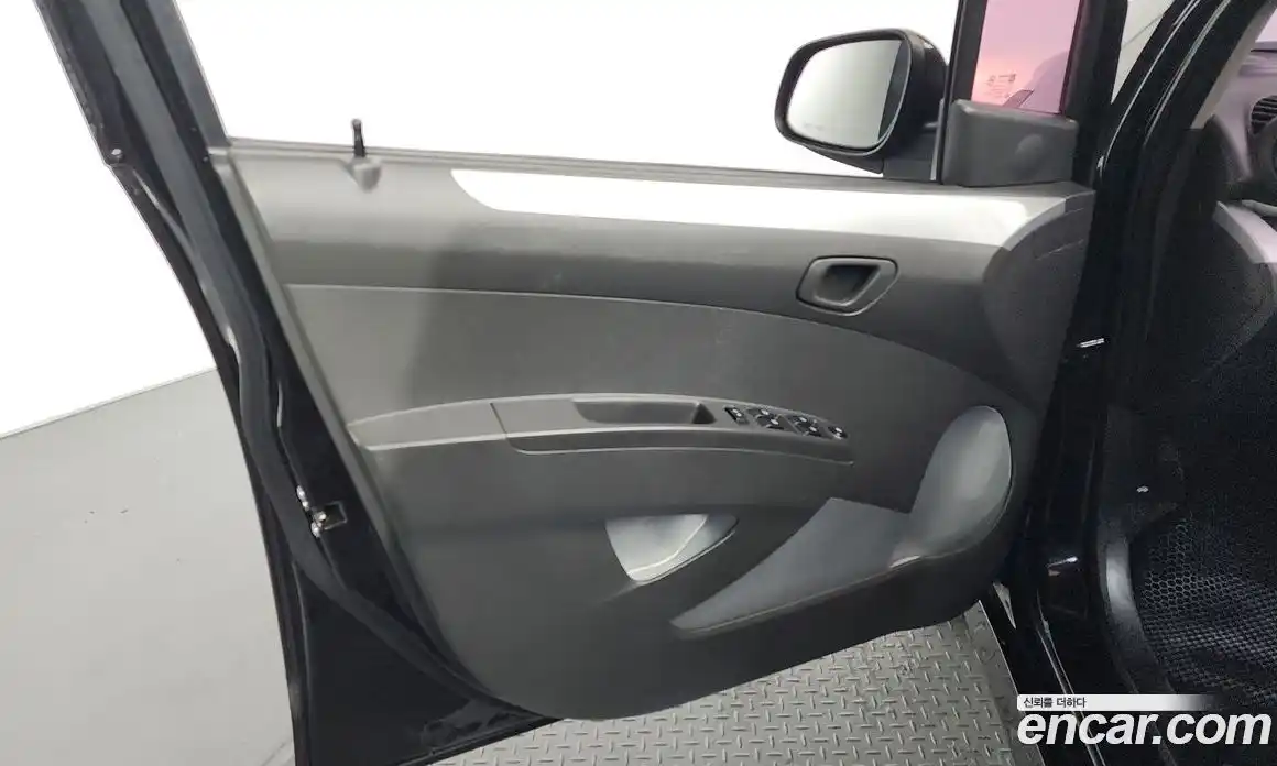 Chevrolet Spark 2014 1.0 автомат (гидро), фото 14
