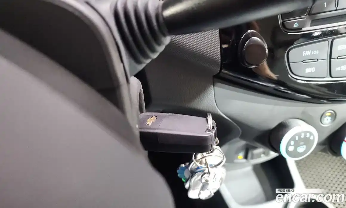 Chevrolet Spark 2014 1.0 автомат (гидро), фото 22