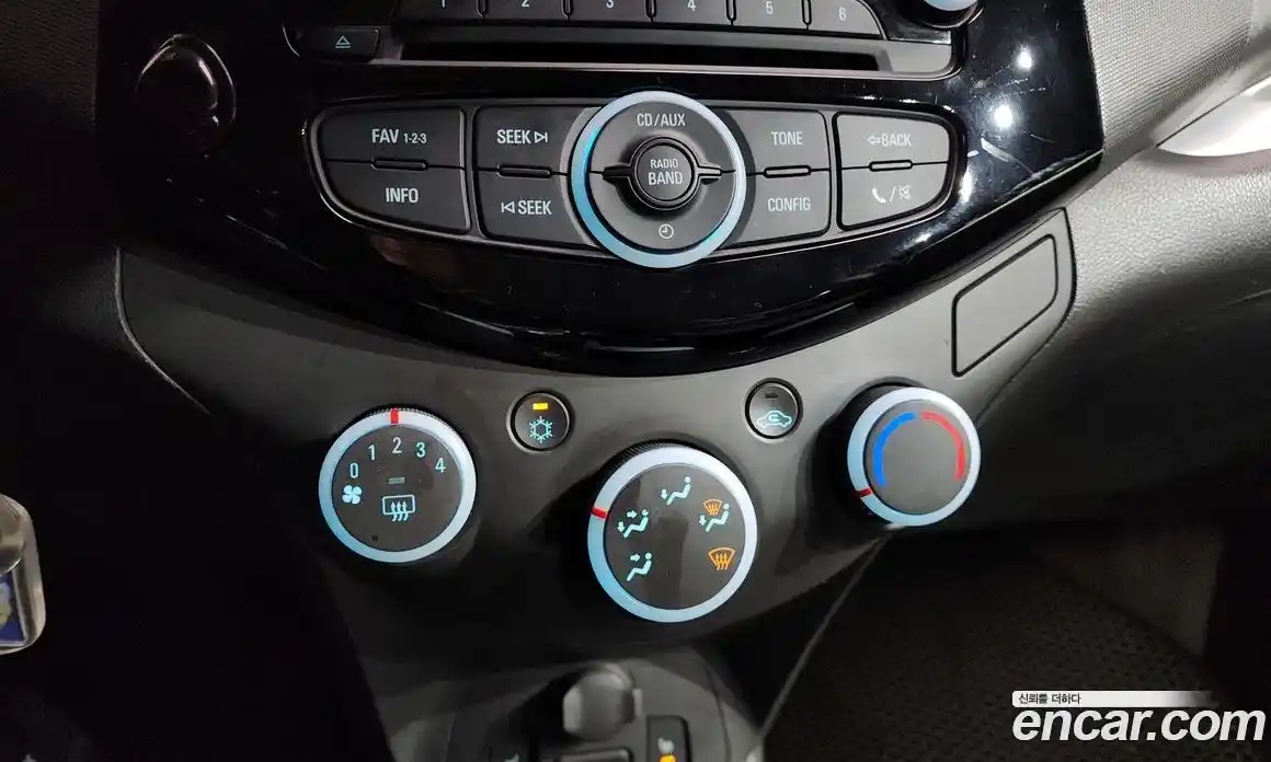 Chevrolet Spark 2014 1.0 автомат (гидро), фото 31