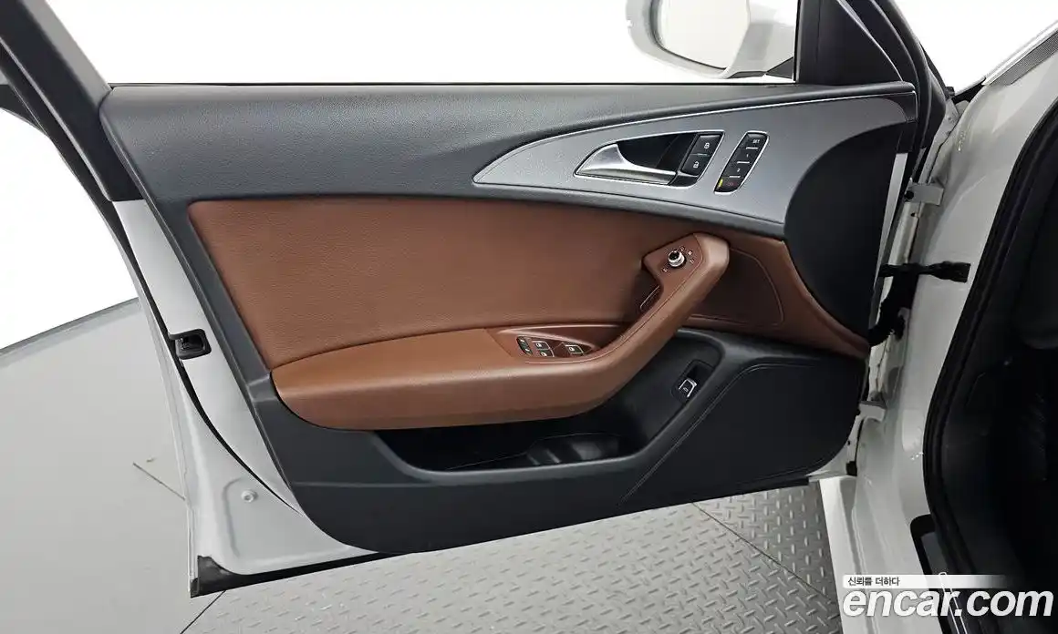 Audi A6 2018 2.0 автомат (гидро), фото 14