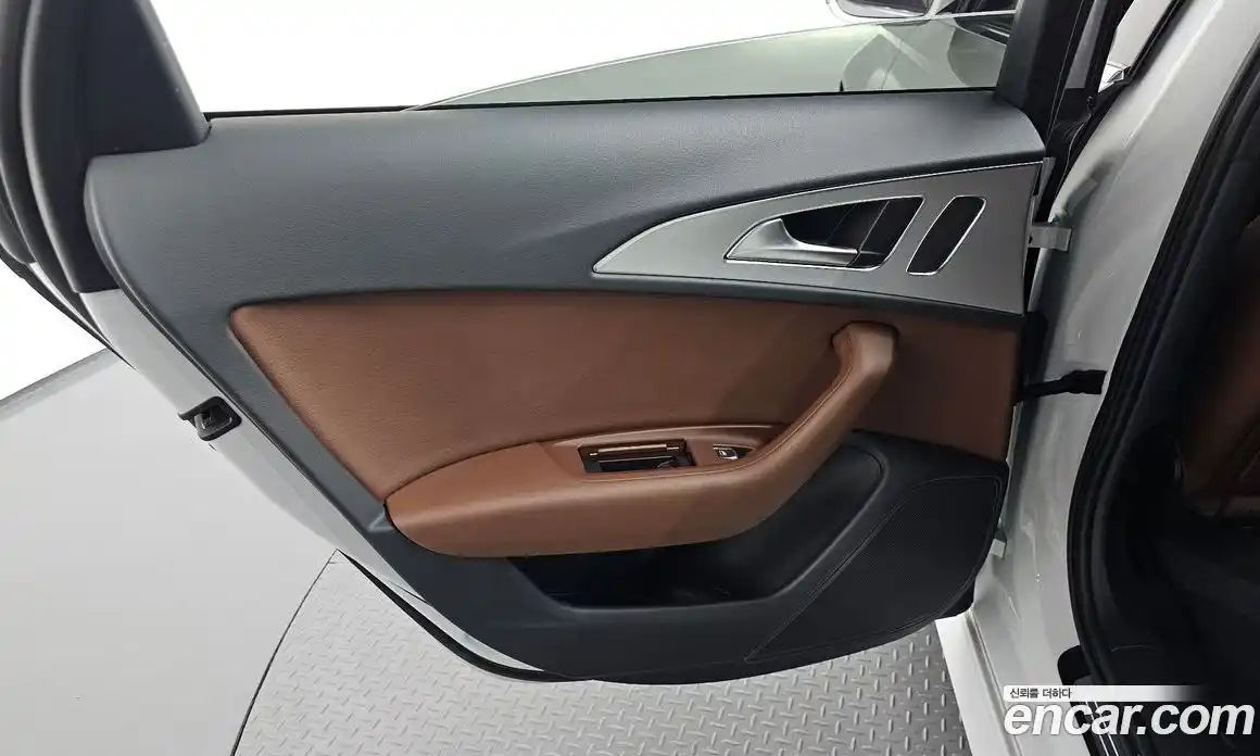 Audi A6 2018 2.0 автомат (гидро), фото 15