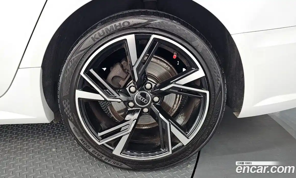 Audi A6 2018 2.0 автомат (гидро), фото 7