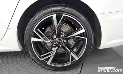 Audi A6 2018 2.0 автомат (гидро), миниатюра 7